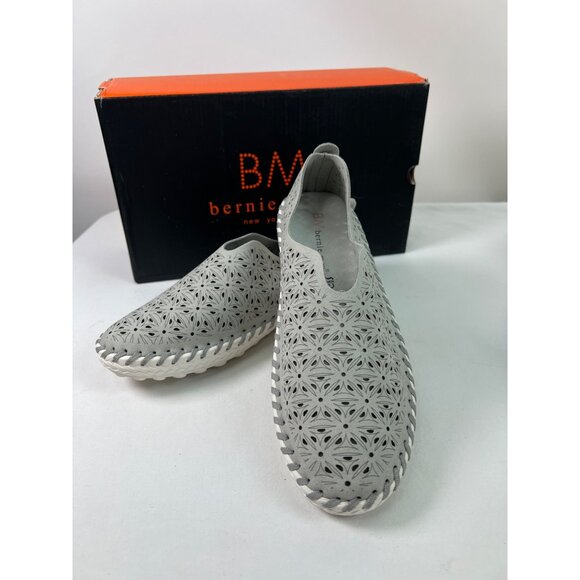 Bernie Mev Womens TW83 Light Grey Slip-On Shoes With Memory Foam & Laser-Cut Des - Picture 2 of 6